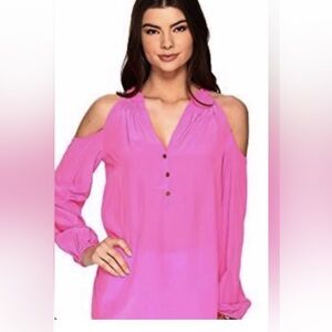 Lilly Pulitzer, sunny shoulder 100% silk. VGUC!!!